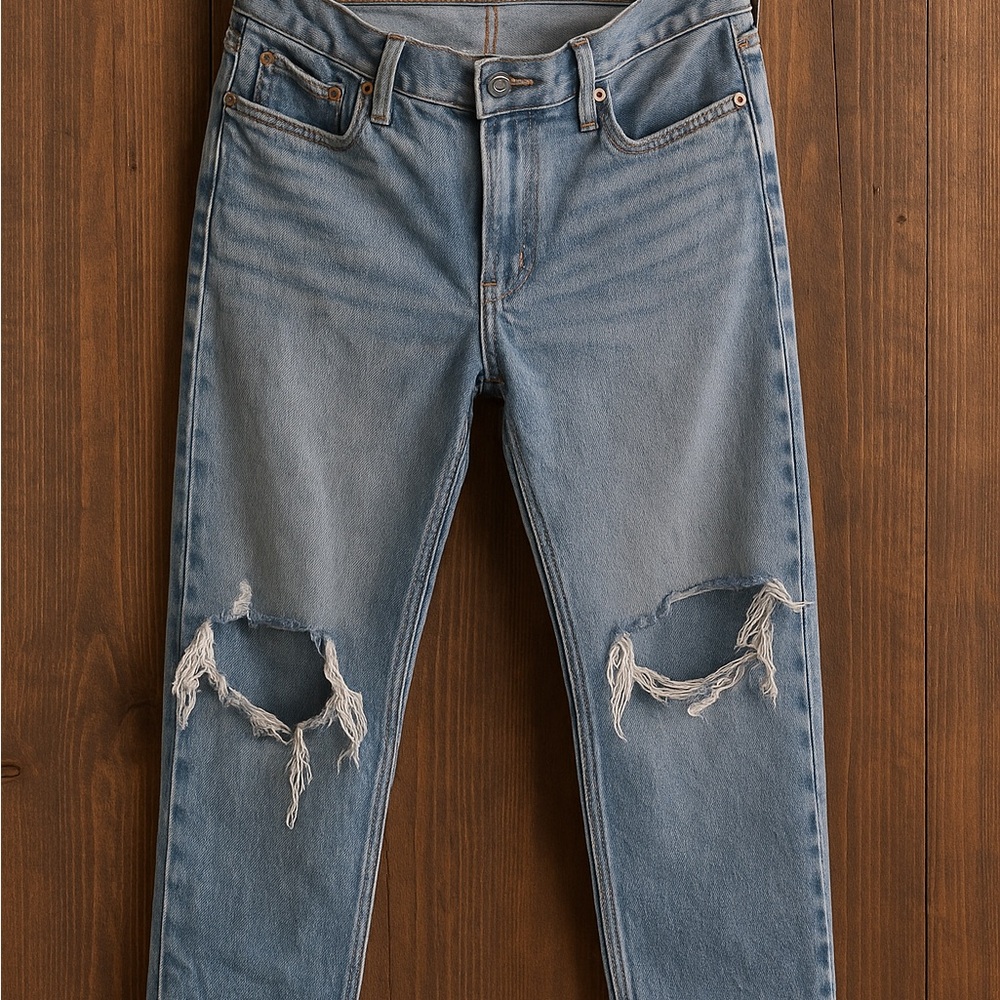 American Eagle Outfitters Light Blue Ripped Skinny Jeans